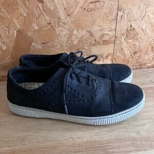 Black Women's Lace-Up Shoes